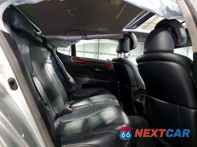 Zdjęcie 10 z 13 samochodu: 2010 LEXUS LS 460 VIN:JTHCL5EF6A5005527 - miniatura