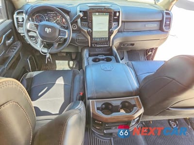 Zdjęcie 8 z 13 samochodu: 2022 RAM 2500 LARAMIE VIN:3C6UR5NL6NG323373 - miniatura