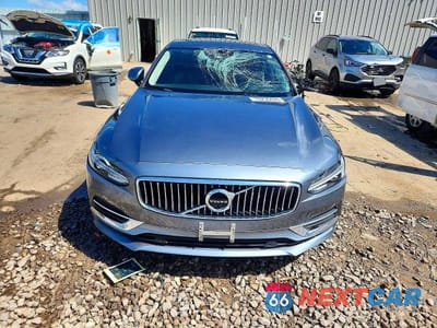 Piąte zdjęcie samochodu w środku: 2018 VOLVO S90 T8 INSCRIPTION VIN:LVYBC0AL9JP035873 - miniatura