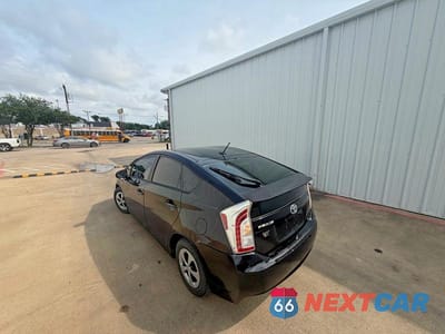 Trzecie zdjęcie samochodu z tyłu: 2012 TOYOTA PRIUS THREE VIN:JTDKN3DU8C5460815 - miniatura