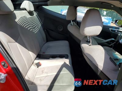 Zdjęcie 10 z 12 samochodu: 2014 HYUNDAI VELOSTER BASE VIN:KMHTC6AD3EU206031 - miniatura