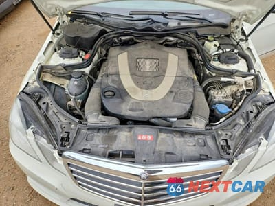 Zdjęcie 11 z 12 samochodu: 2011 MERCEDES-BENZ E 550 4MATIC VIN:WDDHF9AB2BA502324 - miniatura