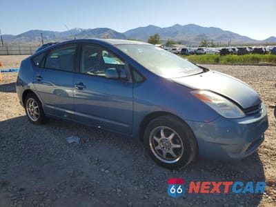Czwarte zdjęcie samochodu z boku: 2004 TOYOTA PRIUS BASE VIN:JTDKB20U540093279 - miniatura