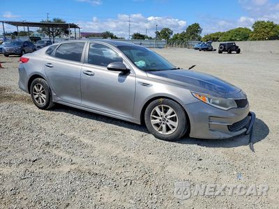 Czwarte zdjęcie samochodu z boku: 2016 KIA OPTIMA LX VIN:5XXGT4L31GG076077 - miniatura