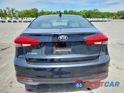 Zdjęcie 6 z 13 samochodu: 2018 KIA FORTE LX VIN:3KPFK4A70JE283533 - miniatura
