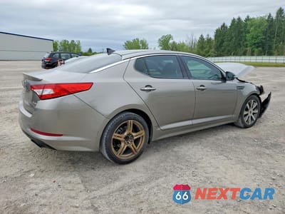 Trzecie zdjęcie samochodu z tyłu: 2012 KIA OPTIMA SX VIN:5XXGR4A68CG002726 - miniatura
