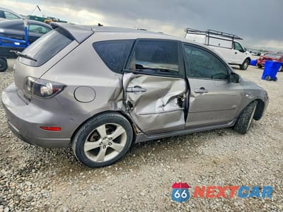 Trzecie zdjęcie samochodu z tyłu: 2006 MAZDA 3 HATCHBACK VIN:JM1BK343561412202 - miniatura