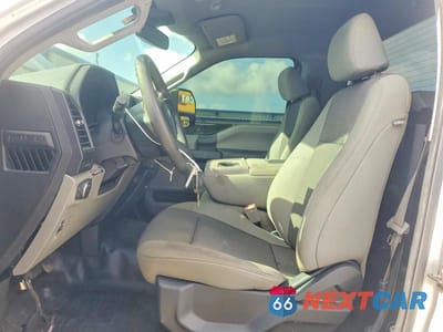 Zdjęcie 7 z 12 samochodu: 2019 FORD F150 VIN:1FTMF1E56KKC06635 - miniatura
