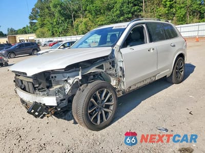 2017 VOLVO XC90 T5 YV4102XK6H1140418 - główne zdjęcie licytacji z USA - miniatura