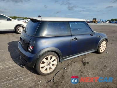 Trzecie zdjęcie samochodu z tyłu: 2003 MINI COOPER S VIN:WMWRE33443TD65163 - miniatura