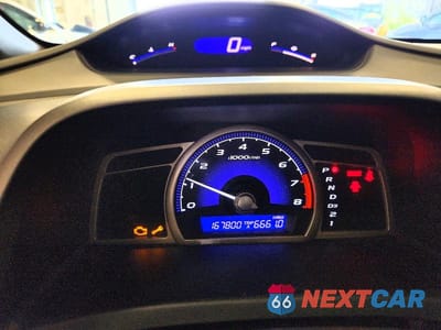 Zdjęcie 9 z 12 samochodu: 2007 HONDA CIVIC LX VIN:1HGFA16527L031132 - miniatura