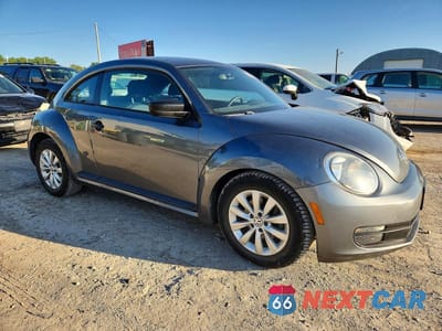 Czwarte zdjęcie samochodu z boku: 2014 VOLKSWAGEN BEETLE VIN:3VWF17AT2EM642052 - miniatura