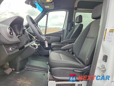 Zdjęcie 7 z 13 samochodu: 2026 MERCEDES-BENZ SPRINTER 2500 VIN:W1Z4KGHY4TT604868 - miniatura