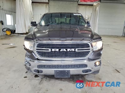 Piąte zdjęcie samochodu w środku: 2021 RAM 1500 BIG HORN VIN:1C6SRFFT1MN774468 - miniatura
