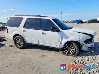 Czwarte zdjęcie samochodu z boku: 2017 FORD EXPEDITION XLT VIN:1FMJU1HT6HEA11723 - miniatura