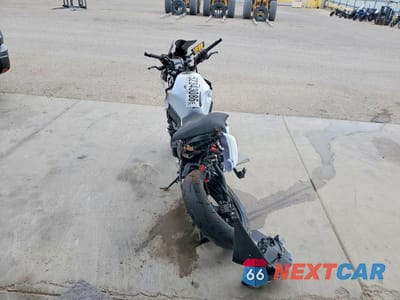 Czwarte zdjęcie samochodu z boku: 2013 KAWASAKI EX650 E VIN:JKAEXEE1XDDA13348 - miniatura
