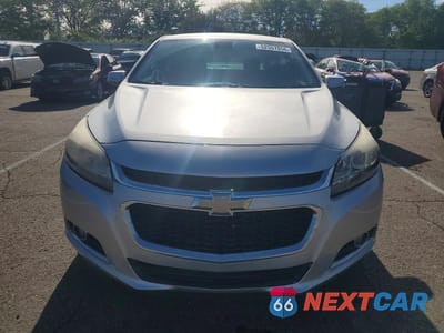 Piąte zdjęcie samochodu w środku: 2015 CHEVROLET MALIBU 2LT VIN:1G11D5SL0FF180480 - miniatura