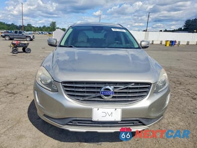 Piąte zdjęcie samochodu w środku: 2016 VOLVO XC60 T5 PREMIER VIN:YV440MDK0G2823446 - miniatura
