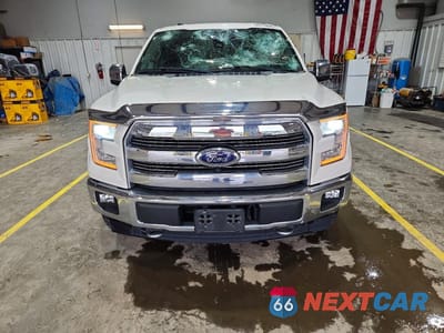 Piąte zdjęcie samochodu w środku: 2016 FORD F150 SUPERCREW VIN:1FTEW1EG5GFB87484 - miniatura