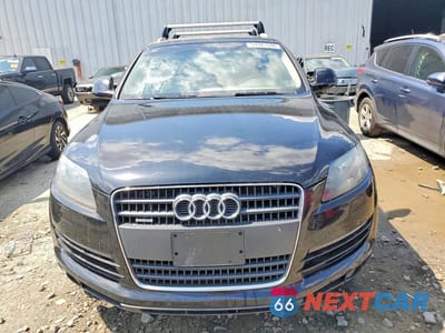 Piąte zdjęcie samochodu w środku: 2009 AUDI Q7 3.6 QUATTRO VIN:WA1AY74L49D017622 - miniatura