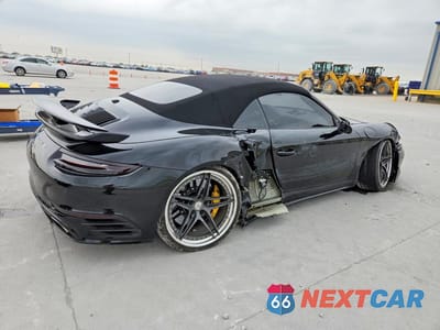 Trzecie zdjęcie samochodu z tyłu: 2017 PORSCHE 911 TURBO VIN:WP0CD2A93HS178740 - miniatura