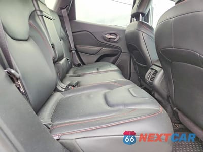 Zdjęcie 11 z 13 samochodu: 2016 JEEP CHEROKEE TRAILHAWK VIN:1C4PJMBS0GW255417 - miniatura