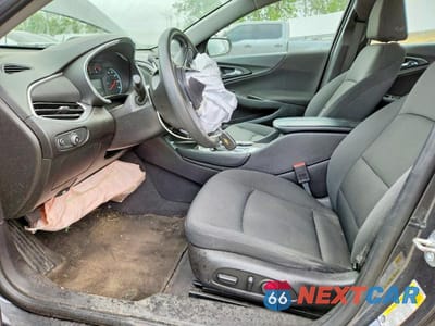 Zdjęcie 7 z 12 samochodu: 2017 CHEVROLET MALIBU LT VIN:1G1ZE5ST8HF104654 - miniatura
