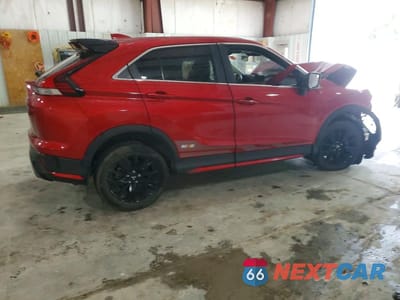 Trzecie zdjęcie samochodu z tyłu: 2026 MITSUBISHI ECLIPSE CROSS LE VIN:JA4ATVAA2TZ005100 - miniatura