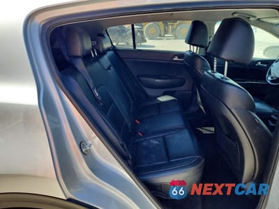 Zdjęcie 10 z 12 samochodu: 2017 KIA SPORTAGE EX VIN:KNDPNCAC4H7053698 - miniatura