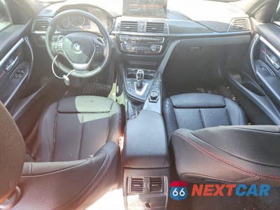 Zdjęcie 8 z 12 samochodu: 2018 BMW 330 I VIN:WBA8B9G54JNU98918 - miniatura