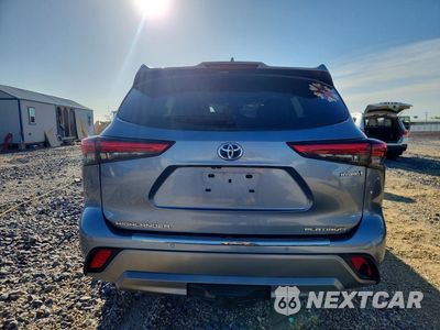 Zdjęcie 6 z 13 samochodu: 2023 TOYOTA HIGHLANDER HYBRID PLATINUM VIN:5TDEBRCH2PS125837 - miniatura