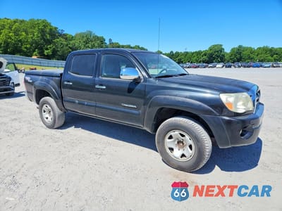 Czwarte zdjęcie samochodu z boku: 2005 TOYOTA TACOMA DOUBLE CAB PRERUNNER VIN:3TMJU62N45M002861 - miniatura