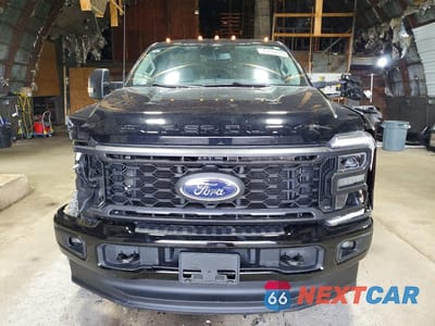 Piąte zdjęcie samochodu w środku: 2024 FORD F-250 SUPE VIN:1FT8W2BT9REF78389 - miniatura
