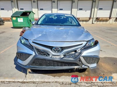 Piąte zdjęcie samochodu w środku: 2023 TOYOTA CAMRY SE VIN:4T1G11AK4PU824244 - miniatura
