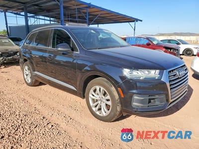 Czwarte zdjęcie samochodu z boku: 2019 AUDI Q7 PREMIUM PLUS VIN:WA1LAAF72KD037755 - miniatura