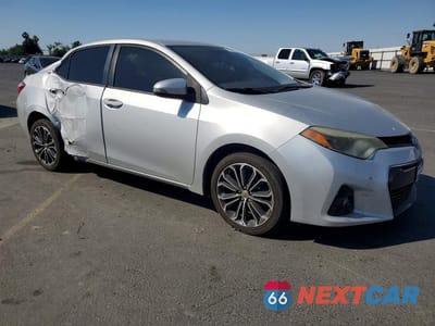 Czwarte zdjęcie samochodu z boku: 2016 TOYOTA COROLLA S PLUS VIN:5YFBURHE0GP376313 - miniatura