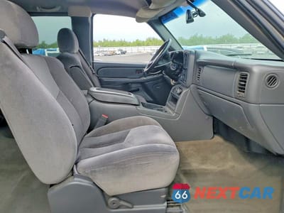 Zdjęcie 7 z 12 samochodu: 2005 GMC SIERRA K2500 HEAVY DUTY VIN:1GTHK29U75E197368 - miniatura