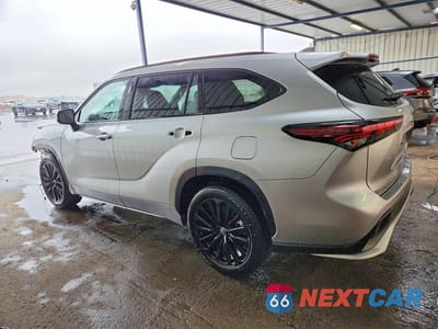 Drugie zdjęcie samochodu z przodu: 2025 TOYOTA HIGHLANDER XSE VIN:5TDKDRBH8SS581770 - miniatura
