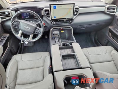Zdjęcie 8 z 12 samochodu: 2024 TOYOTA TUNDRA LIMITED HV VIN:5TFWC5DB7RX045130 - miniatura