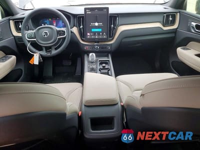 Zdjęcie 8 z 13 samochodu: 2026 VOLVO XC60 PLUS VIN:YV4M12RC6T1416816 - miniatura