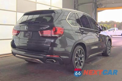 Czwarte zdjęcie samochodu z boku: 2018 BMW X5 XDRIVE35I VIN:5UXKR0C54J0X91963 - miniatura