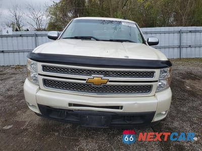 Piąte zdjęcie samochodu w środku: 2013 CHEVROLET SILVERADO K1500 LTZ VIN:3GCPKTE71DG221270 - miniatura
