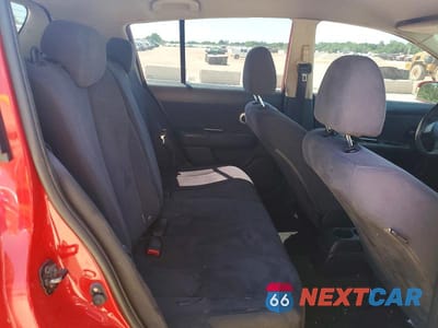 Zdjęcie 10 z 12 samochodu: 2009 NISSAN VERSA VIN:3N1BC13E79L371270 - miniatura