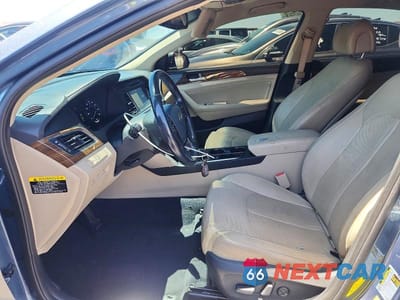 Zdjęcie 7 z 12 samochodu: 2016 HYUNDAI SONATA LIMITED VIN:5NPE34AF3GH367124 - miniatura