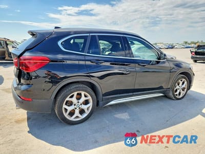 Trzecie zdjęcie samochodu z tyłu: 2018 BMW X1 XDRIVE28I VIN:WBXHT3C32J5L27816 - miniatura