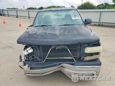 Piąte zdjęcie samochodu w środku: 2001 CHEVROLET SILVERADO C1500 VIN:1GCEC14WX1Z117051 - miniatura