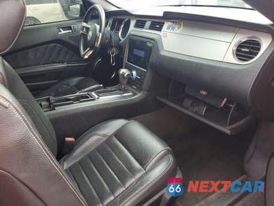 Zdjęcie 8 z 12 samochodu: 2012 FORD MUSTANG VIN:1ZVBP8EM9C5235242 - miniatura