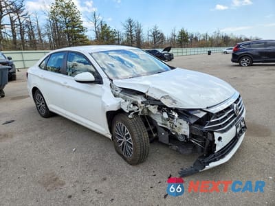 Czwarte zdjęcie samochodu z boku: 2021 VOLKSWAGEN JETTA S VIN:3VWC57BU1MM086958 - miniatura