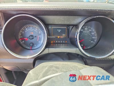 Zdjęcie 9 z 12 samochodu: 2017 FORD MUSTANG VIN:1FA6P8AM7H5225302 - miniatura