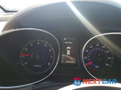 Zdjęcie 9 z 12 samochodu: 2016 HYUNDAI SANTA FE SE VIN:KM8SR4HF2GU142055 - miniatura
